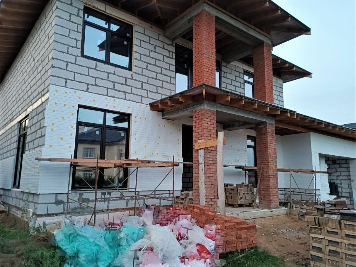 Строительство коттеджа в стиле Райта 434 м. кв. 4 спальни, 5 санузлов.