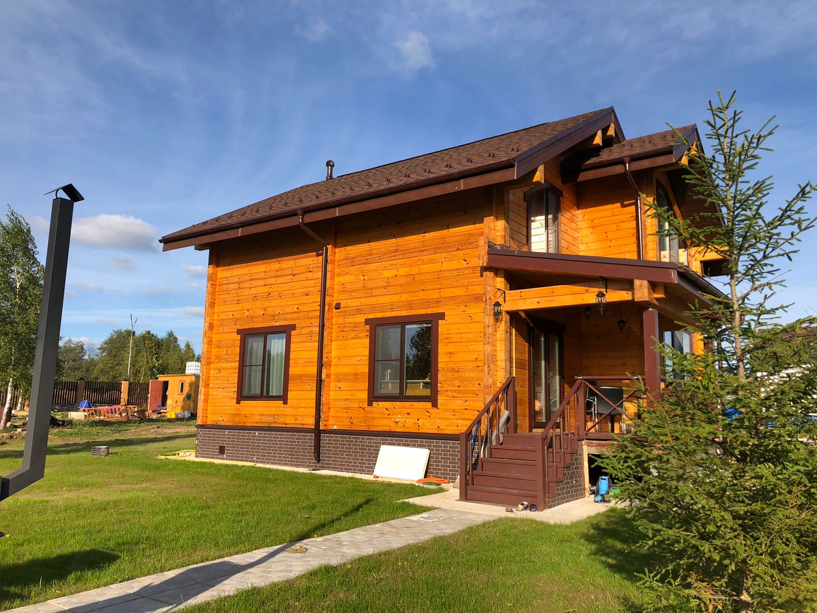 Строительство коттеджа из клееного бруса 130 м.кв. в Истринском р-не, по нашему проекту Велеса